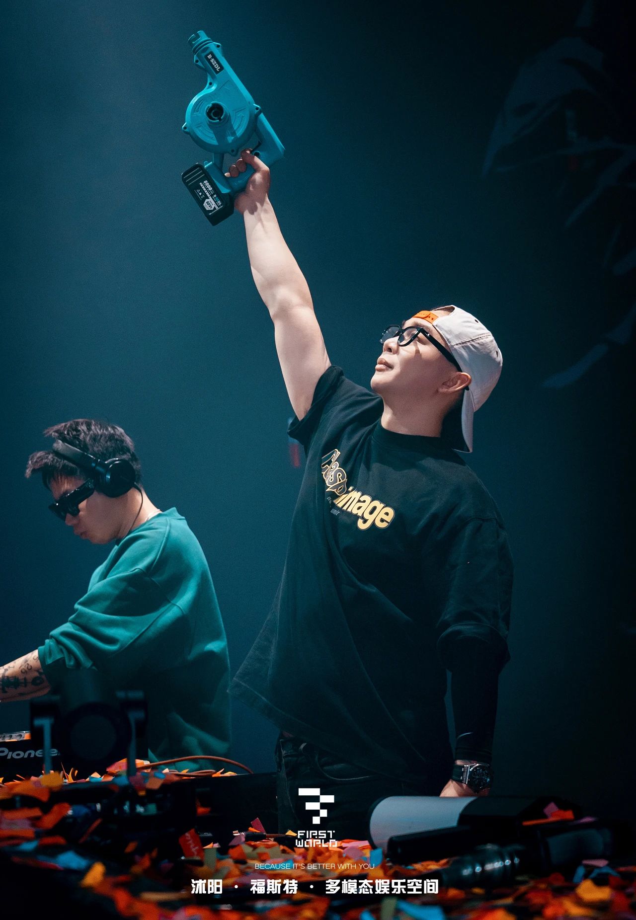 “不是每一场演出都能被记住🔥但这一场，你一定不想错过🔥#𝗙𝗜𝗥𝗦𝗧多模态娱乐空間-沭阳FIRST WORLD