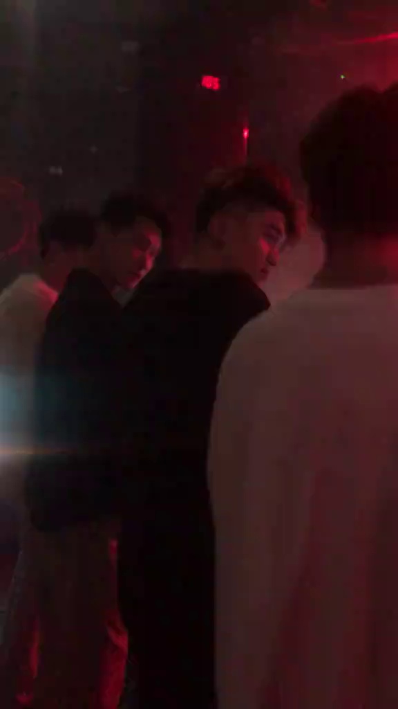 酒吧劲爆现场-朔州白金瀚宫酒吧