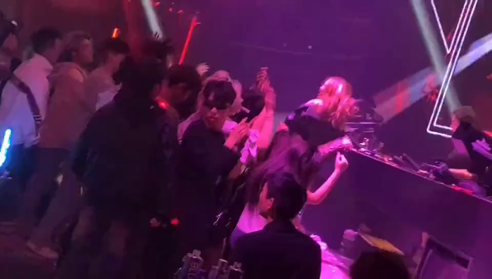酒吧劲爆现场-杭州Zone派对空间酒吧