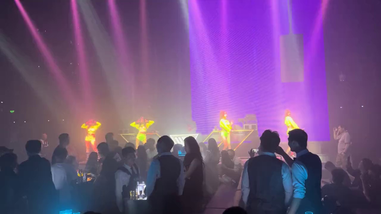 酒吧劲爆现场-汕尾夜色酒吧/LIGHT HOUSE