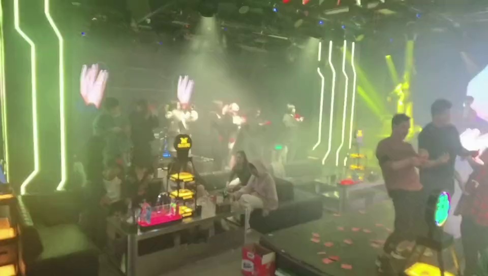 酒吧劲爆现场-东山勐拉酒吧/MENGLA CLUB