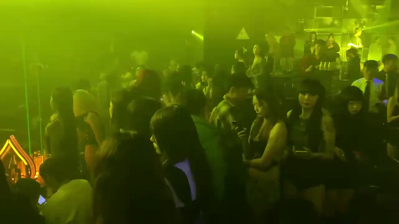 酒吧劲爆现场-昆明V7 CLUB/V7酒吧