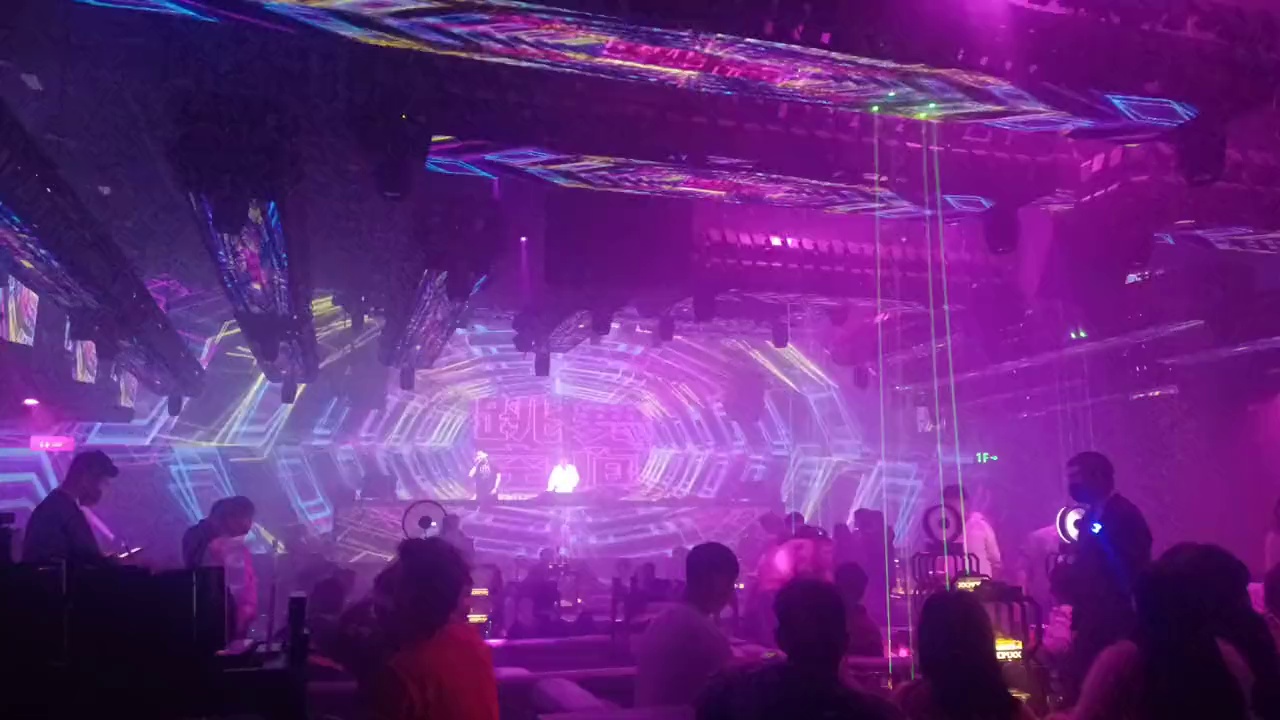 酒吧劲爆现场-漳浦啦蹦酒吧/LABOOM CLUB
