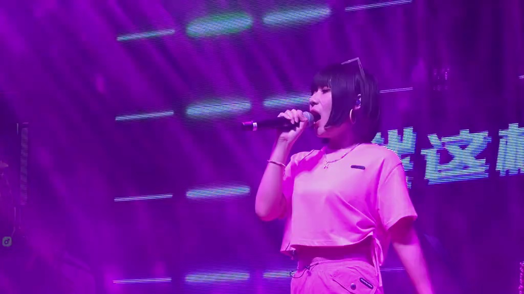 酒吧劲爆现场-邯郸响LiveHouse