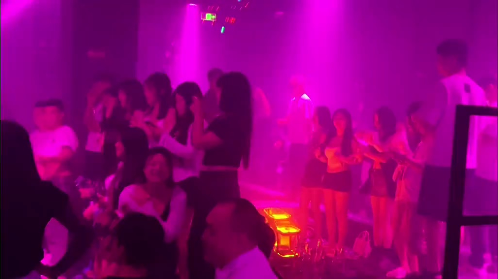 酒吧劲爆现场-临海万斯酒吧/VANCE ROOM