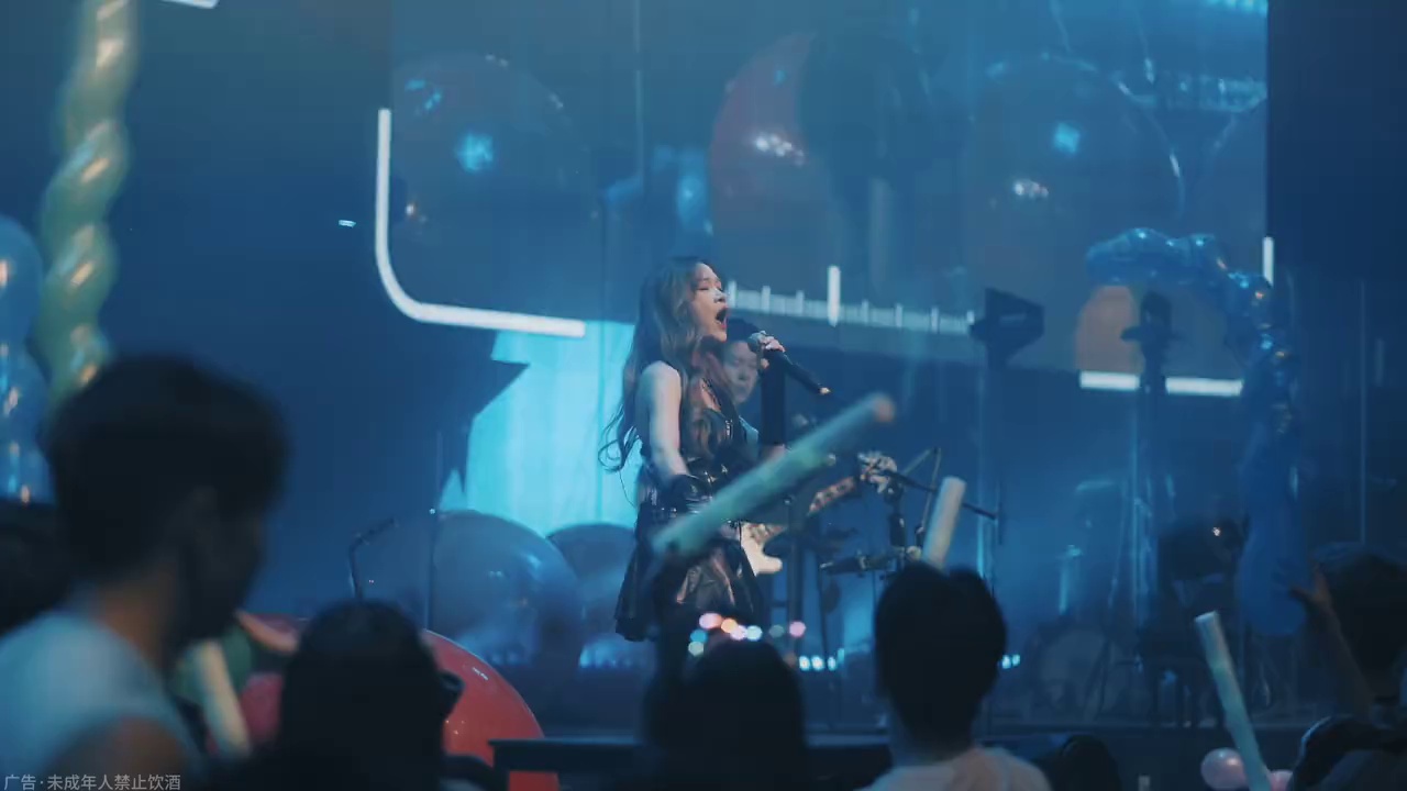 酒吧劲爆现场-广州红Livehouse(海珠店)