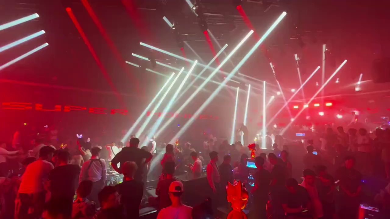酒吧劲爆现场-怀化H-CLUB酒吧