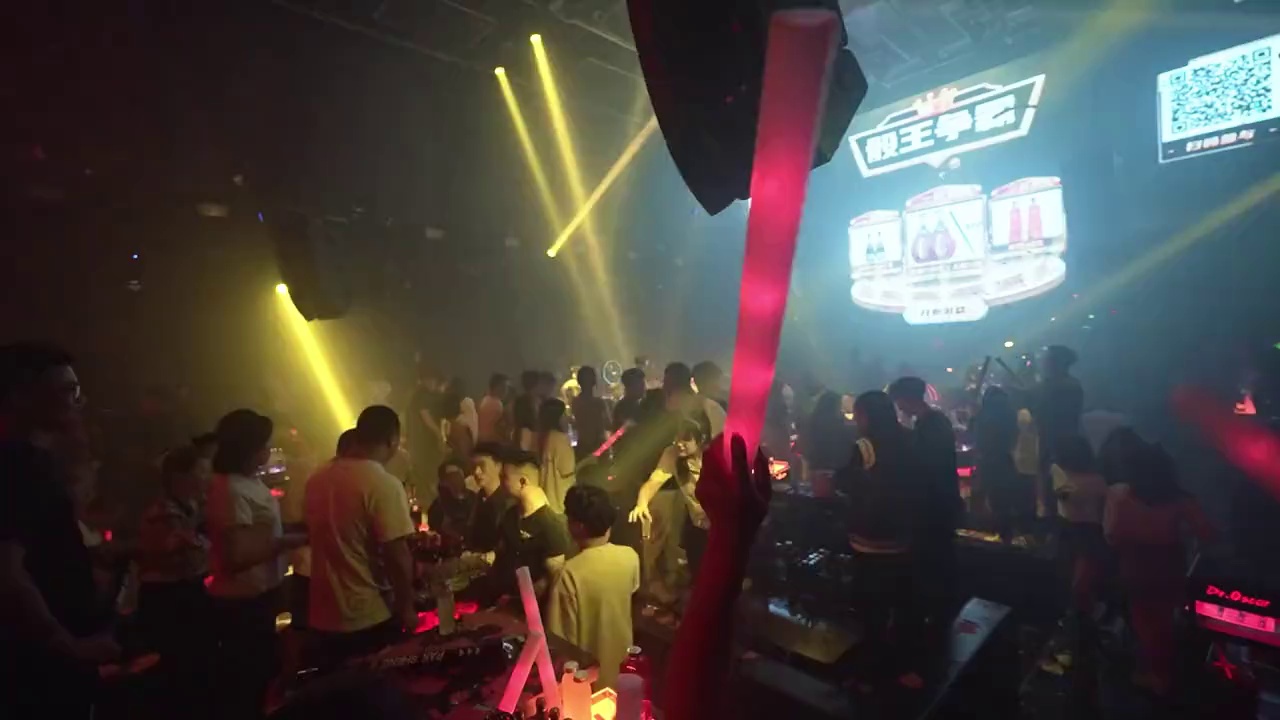 酒吧劲爆现场