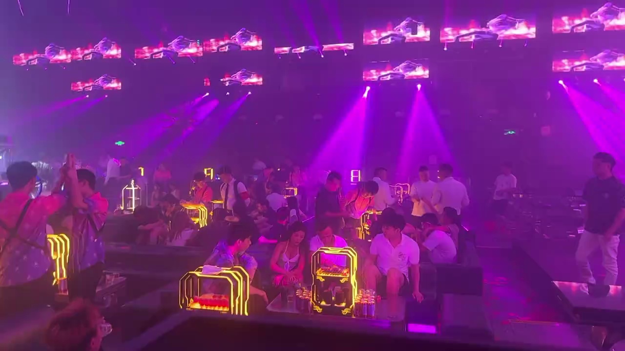 酒吧劲爆现场-深圳AiParty酒吧