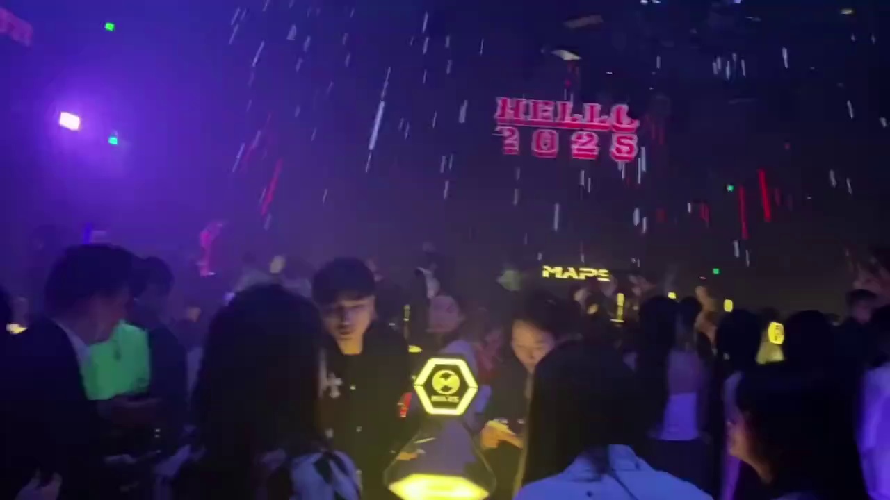 酒吧劲爆现场