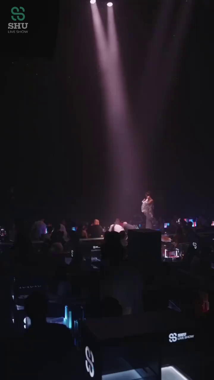 酒吧劲爆现场-绵阳蜀Liveshow