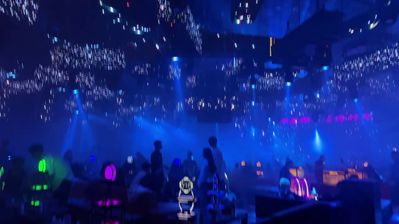 酒吧劲爆现场-锡林浩特M2电音酒吧