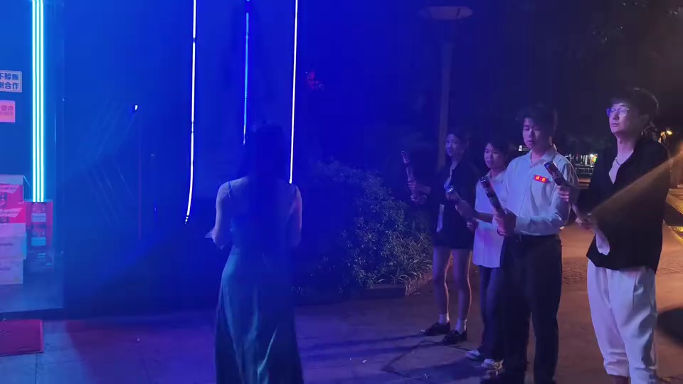 酒吧劲爆现场-牟定TC.BOOM