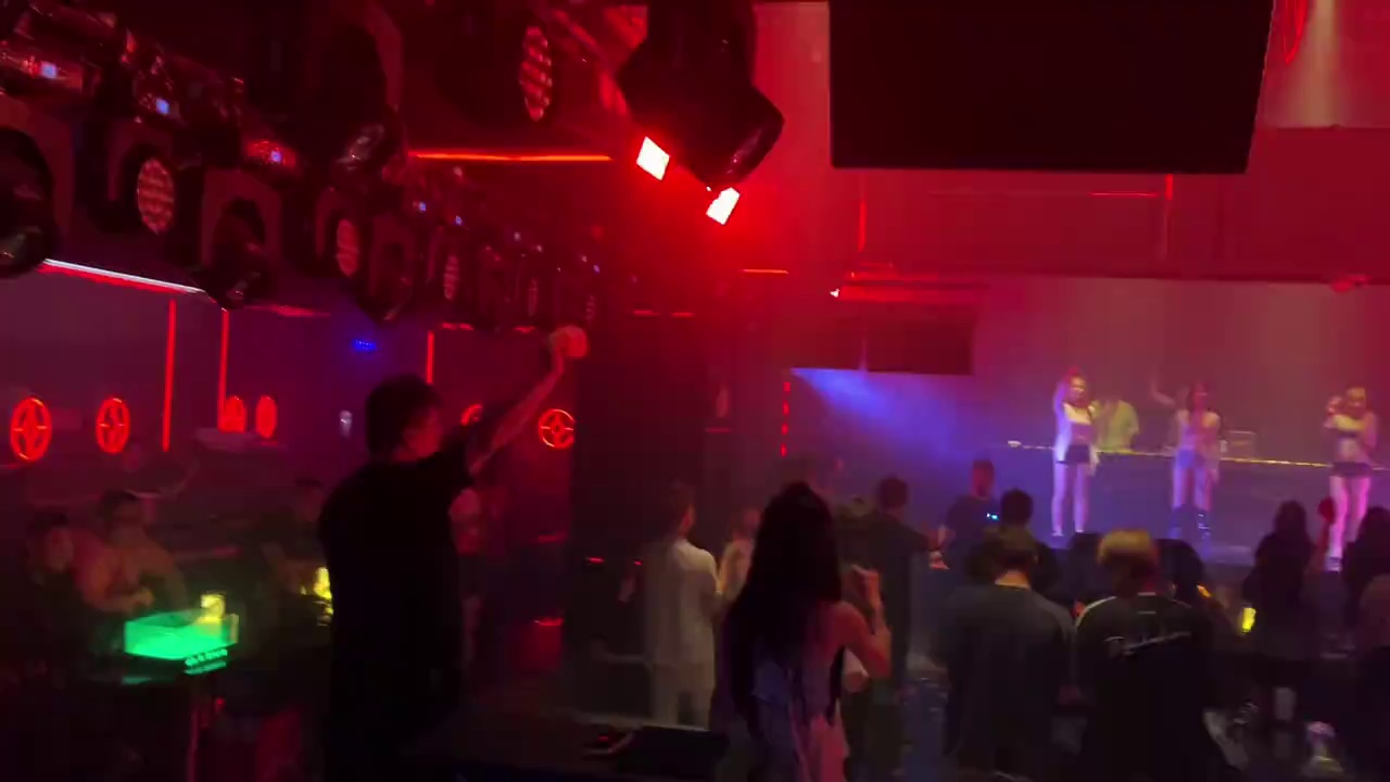酒吧劲爆现场-天长星辰酒馆 X.STAR