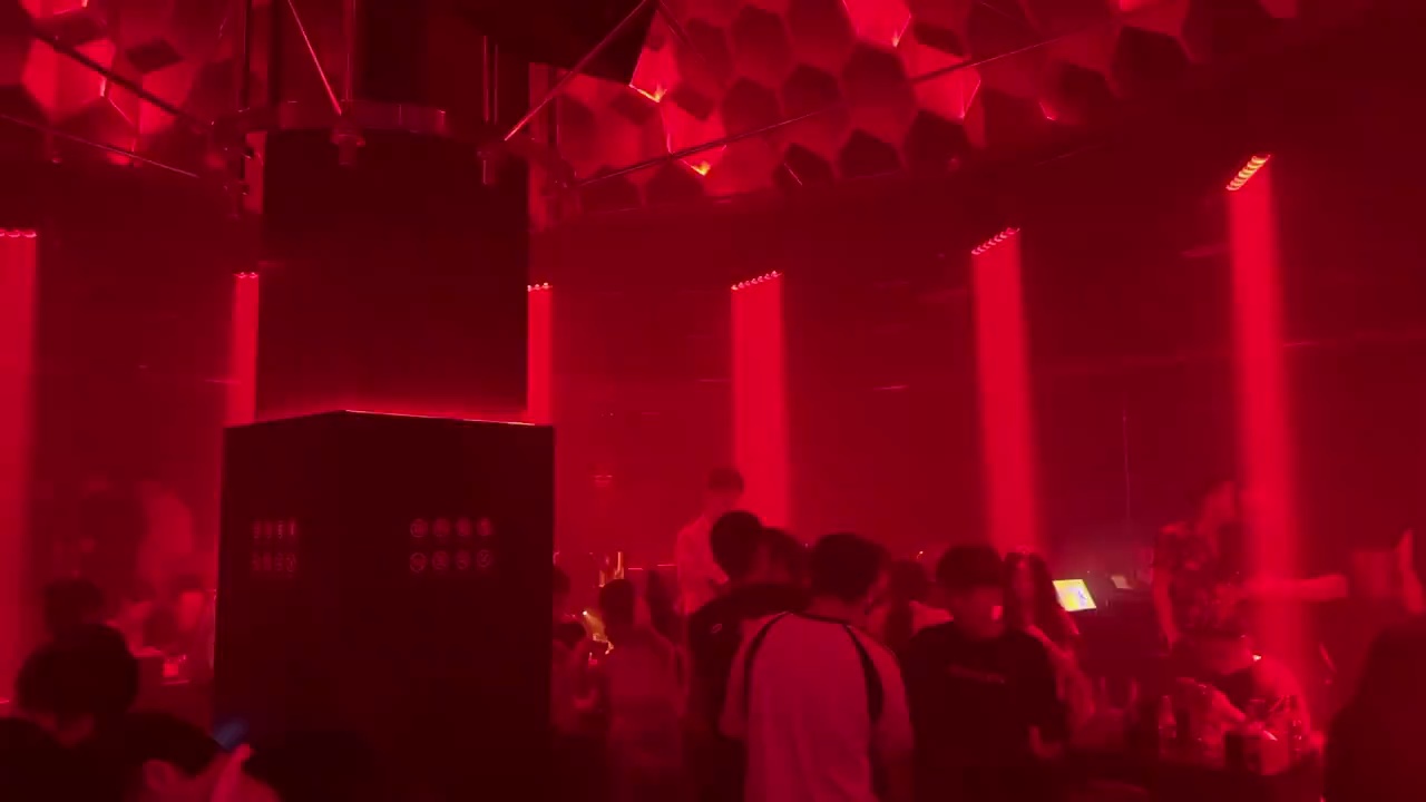酒吧劲爆现场-温岭TAD酒吧