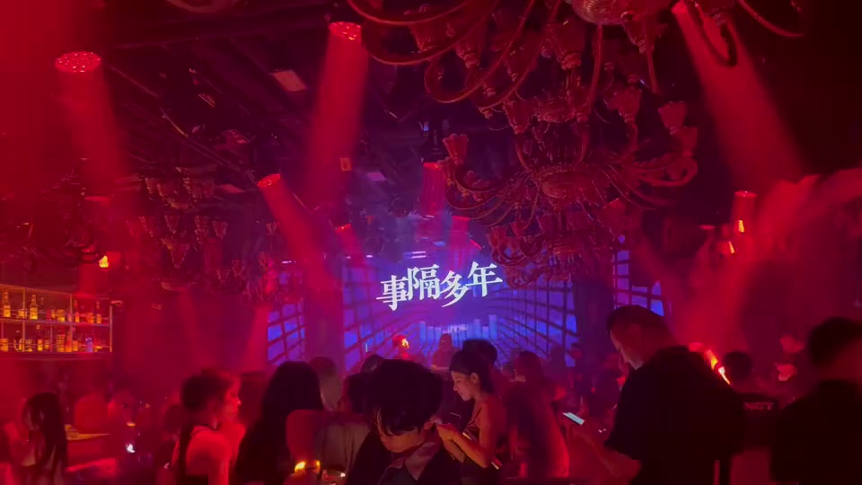 酒吧劲爆现场-南昌滚石酒吧