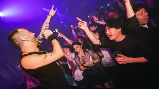 东京东京WOMB CLUB