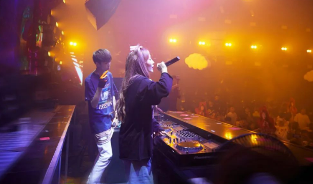 丽水丽水Party Room百大电音剧场