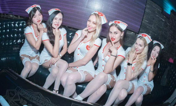 台山台山艾菲尔酒吧,台山Eiffel Club