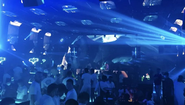 正安正安阿密斯酒吧,正安AMIS CLUB