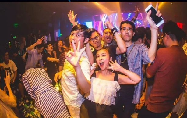 聊城聊城MAX酒吧,聊城MAX CLUB