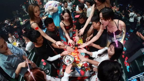 福清福清奥利亚酒吧,福清OMNIA超级派对空间