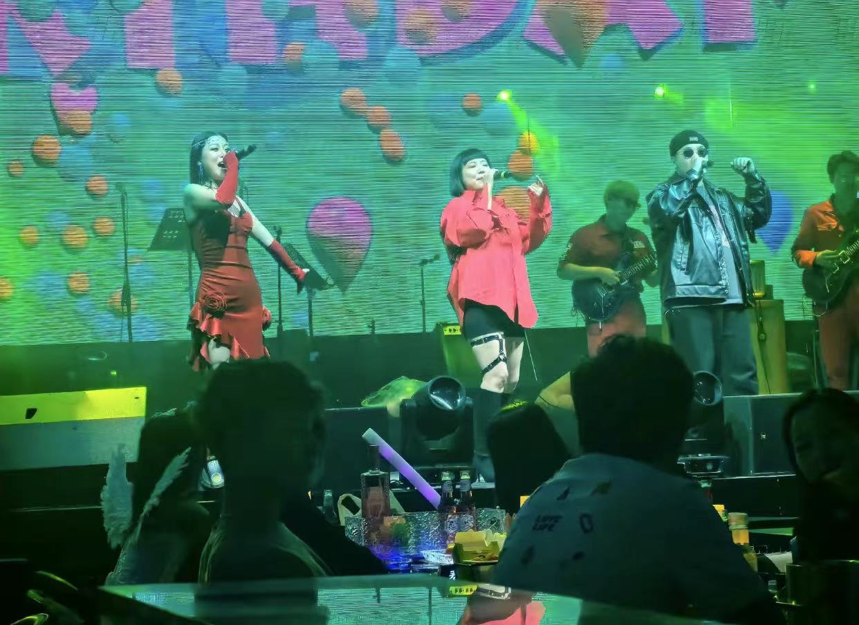 伊宁伊宁春Live Show