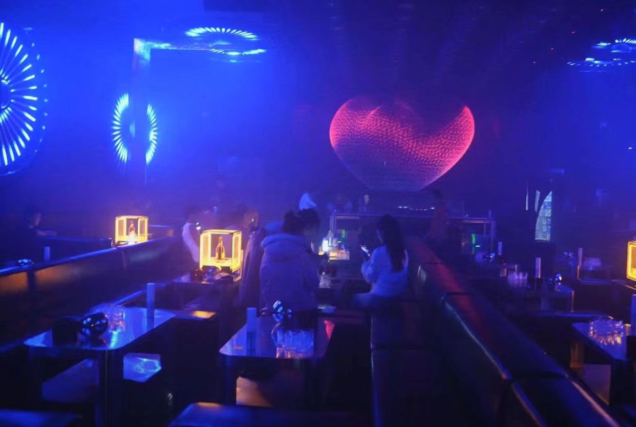 昆明昆明EDC酒吧,昆明EDC CLUB
