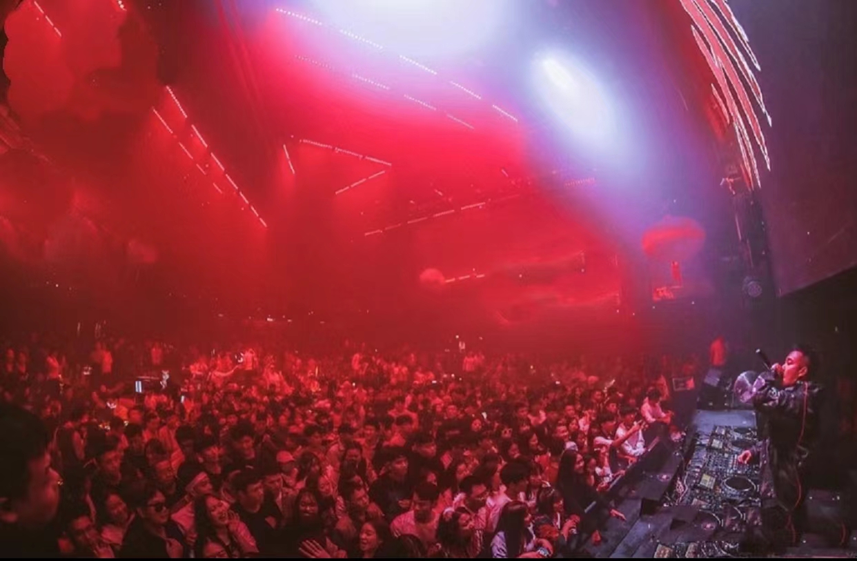 石龙石龙A6酒吧,石龙A6Club
