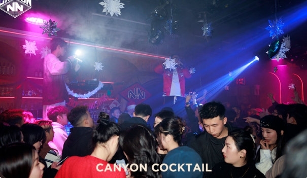 武汉武汉CANYON峡谷镇酒吧