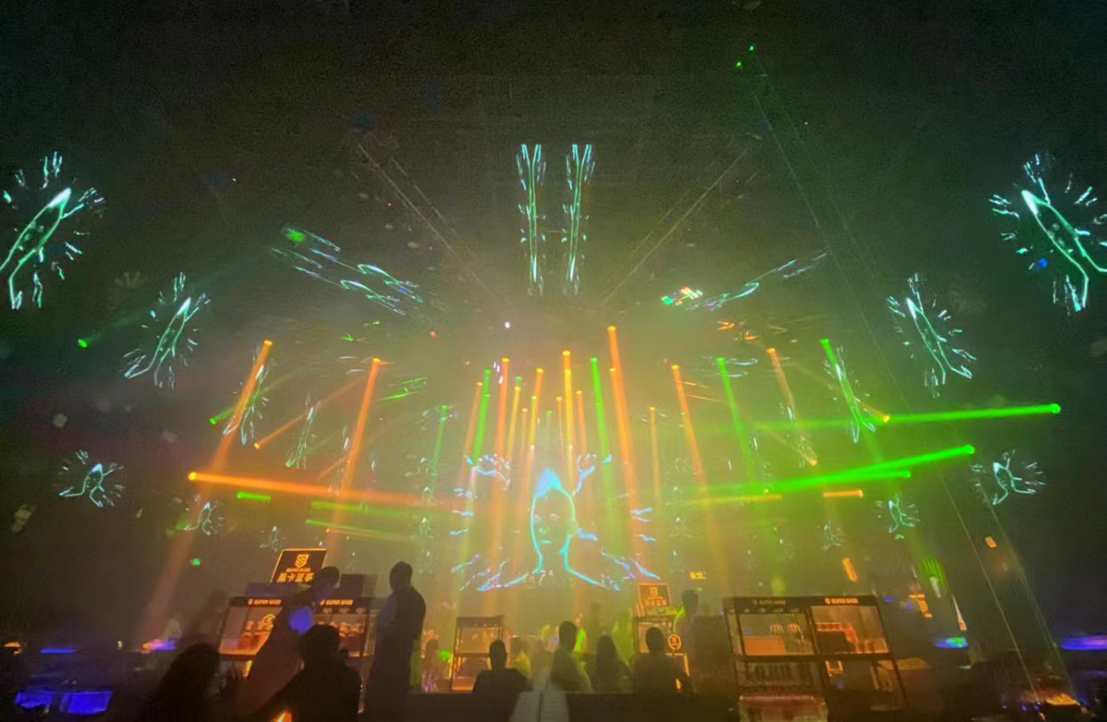 广南广南SuperBase贝斯音乐酒吧