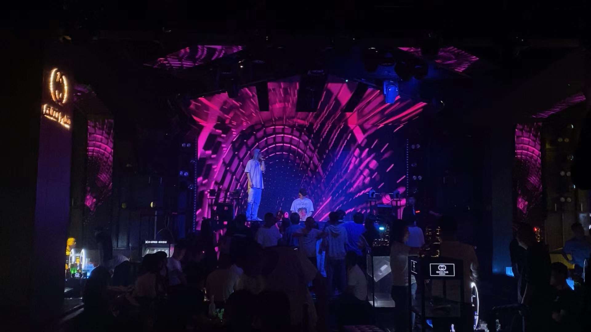 孝感孝感GUCCI古奇酒吧