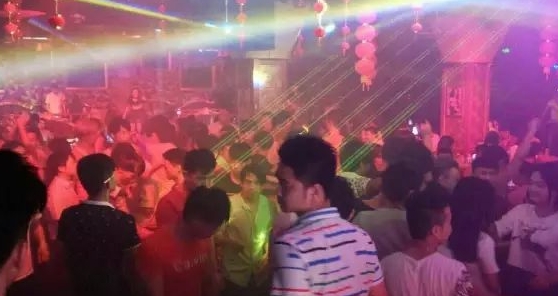清溪清溪星乐巢酒吧