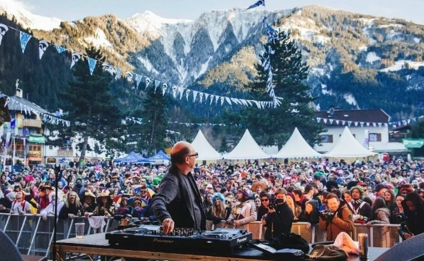 Snowbombing