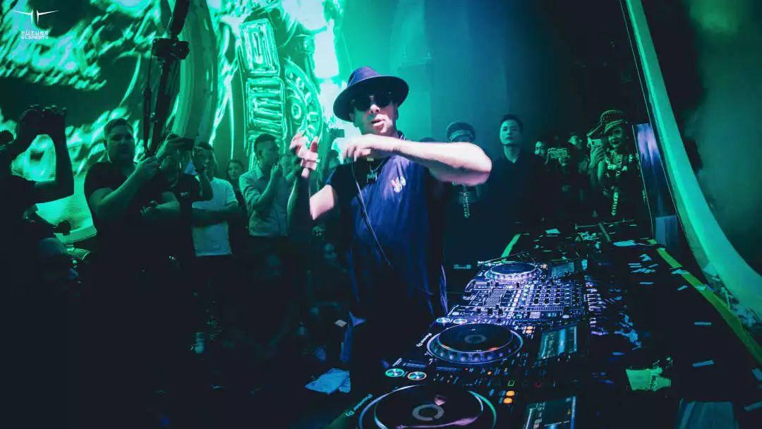 Timmy Trumpet | 在音乐的古典、潮流、经典自由穿梭的男人，我们怎能不爱？-无锡FUTURE酒吧/Future Elements