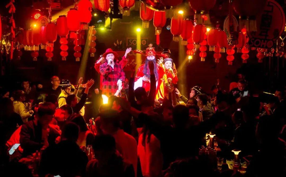 写给你的一封表白信-重庆苏荷酒吧/SOHO CLUB