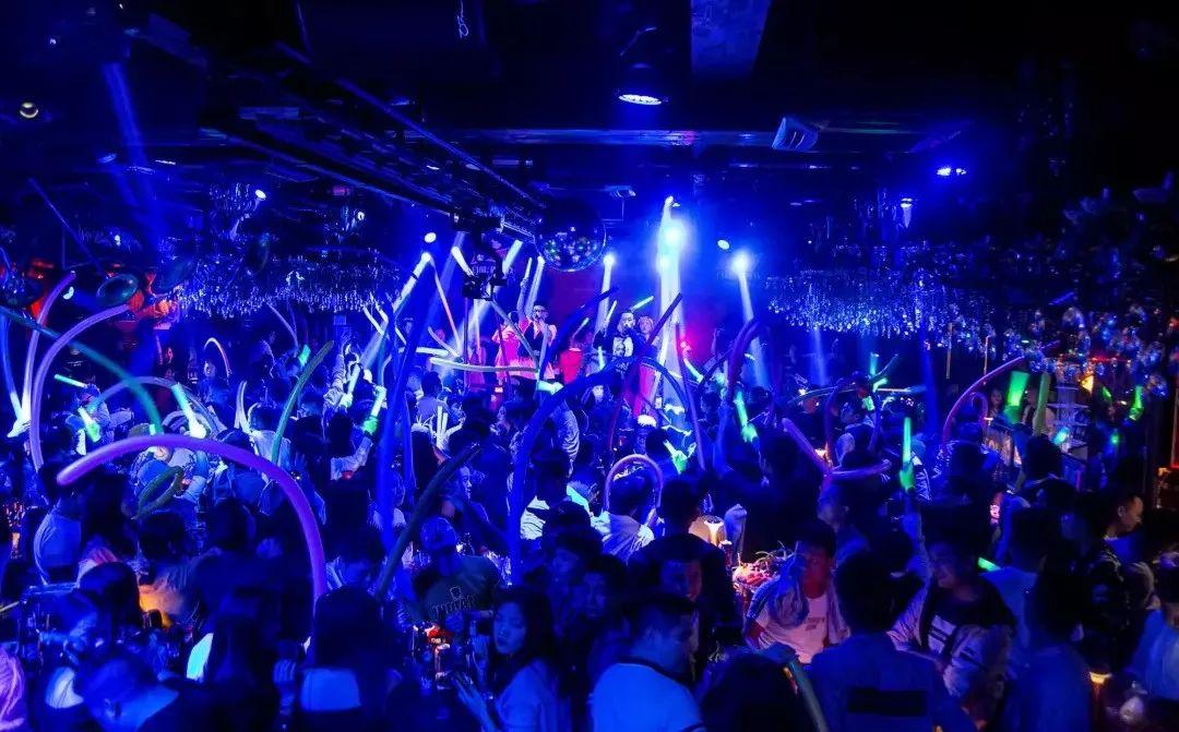 写给你的一封表白信-重庆苏荷酒吧/SOHO CLUB