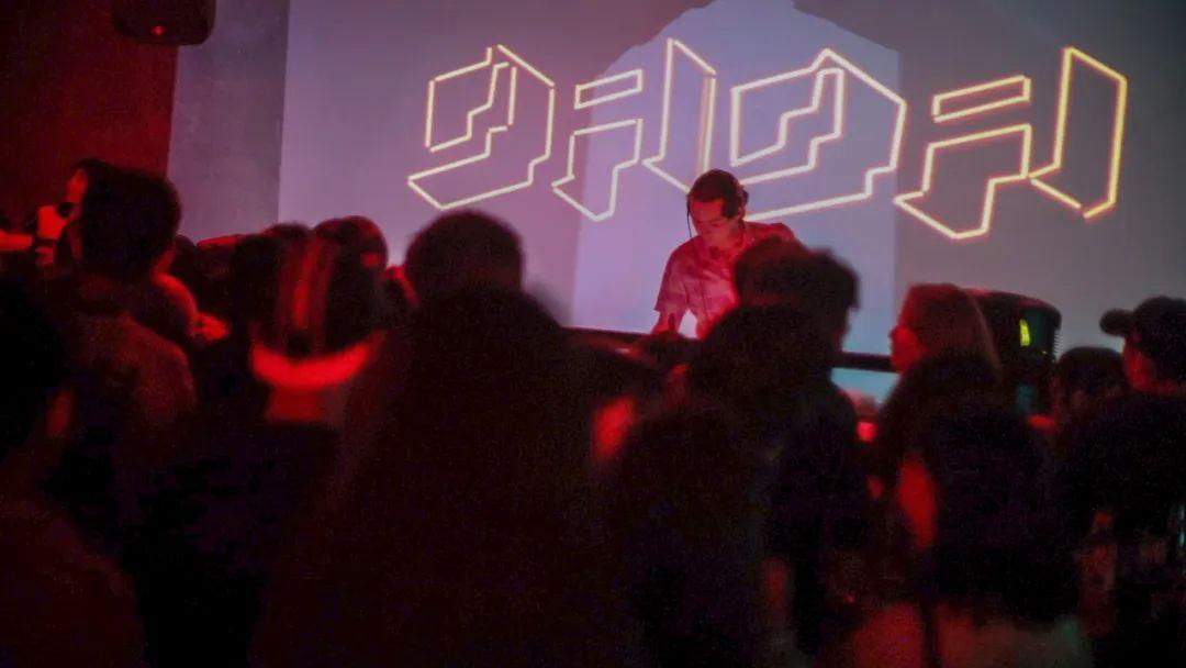 近况更新 QUICK UPDATE-上海DADA酒吧/DADA bar 近况更新 QUICK UPDATE-上海DADA酒吧/DADA bar