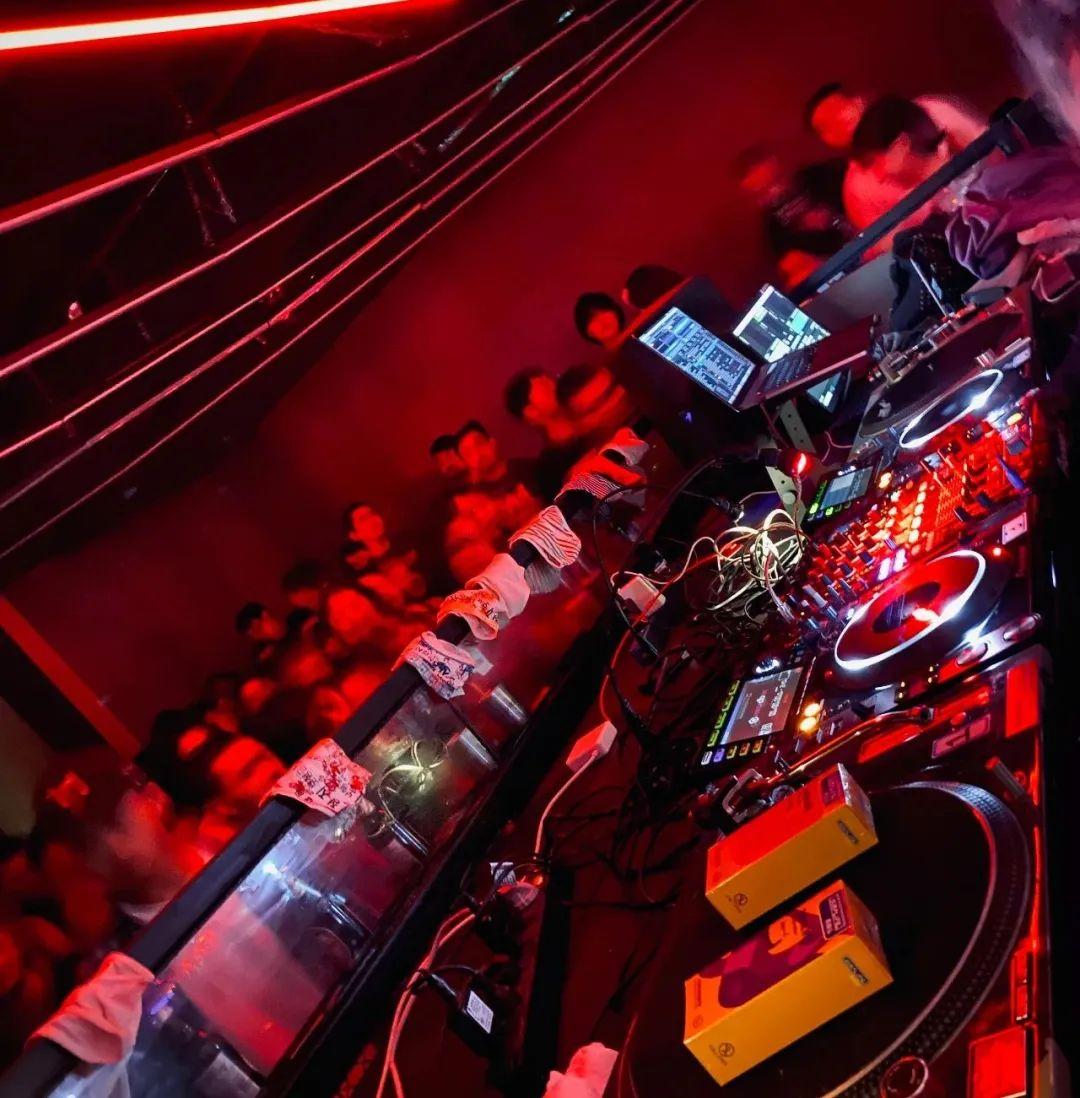 近况更新 QUICK UPDATE-上海DADA酒吧/DADA bar 近况更新 QUICK UPDATE-上海DADA酒吧/DADA bar