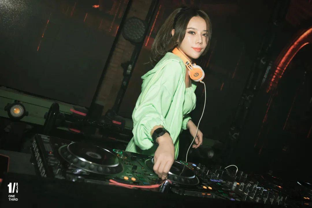 这次的“副舞台”我们用来做After Party了-杭州OT酒吧/OT.HangZhou
