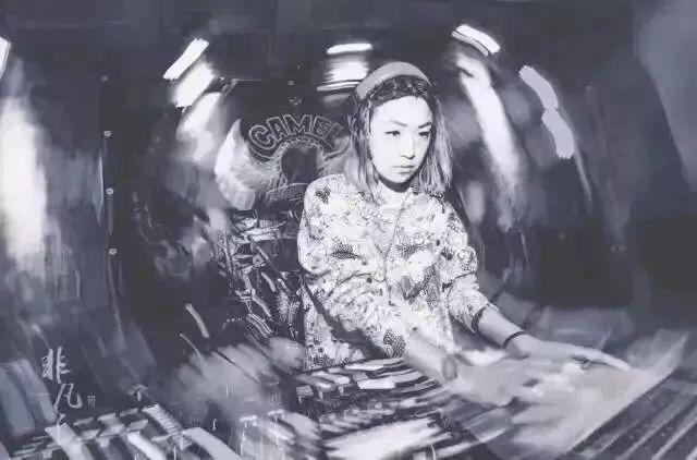醉龟Club | 8/30 周日 「 SEXY SUNDAY 」最性感的日子，我们需要最性感的你！-昆明
醉龟酒吧/醉龟Club