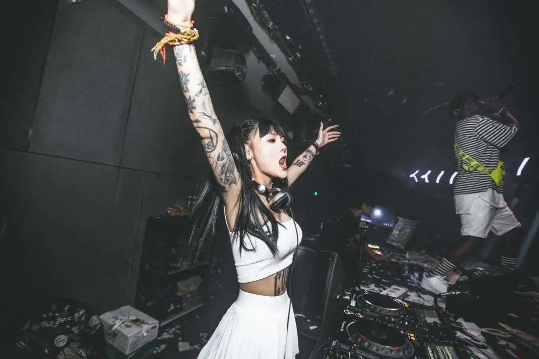 活久见！竟然还有DJ版的川上富江-海口EPE酒吧/EPE CLUB
