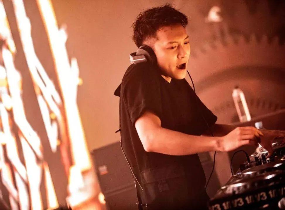 HOUSE 惠州丨@DJ UNITY 热门电音榜单常驻者，权志龙背后的“操盘手”-惠州浩斯酒吧/HOUSE CLUB