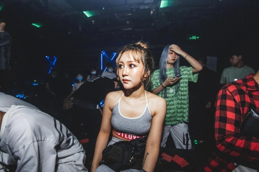 DJ-UE | 用音乐唤醒你的硬核之魂-深圳M1酒吧/M1 CLUB DJ-UE | 用音乐唤醒你的硬核之魂-深圳M1酒吧/M1 CLUB