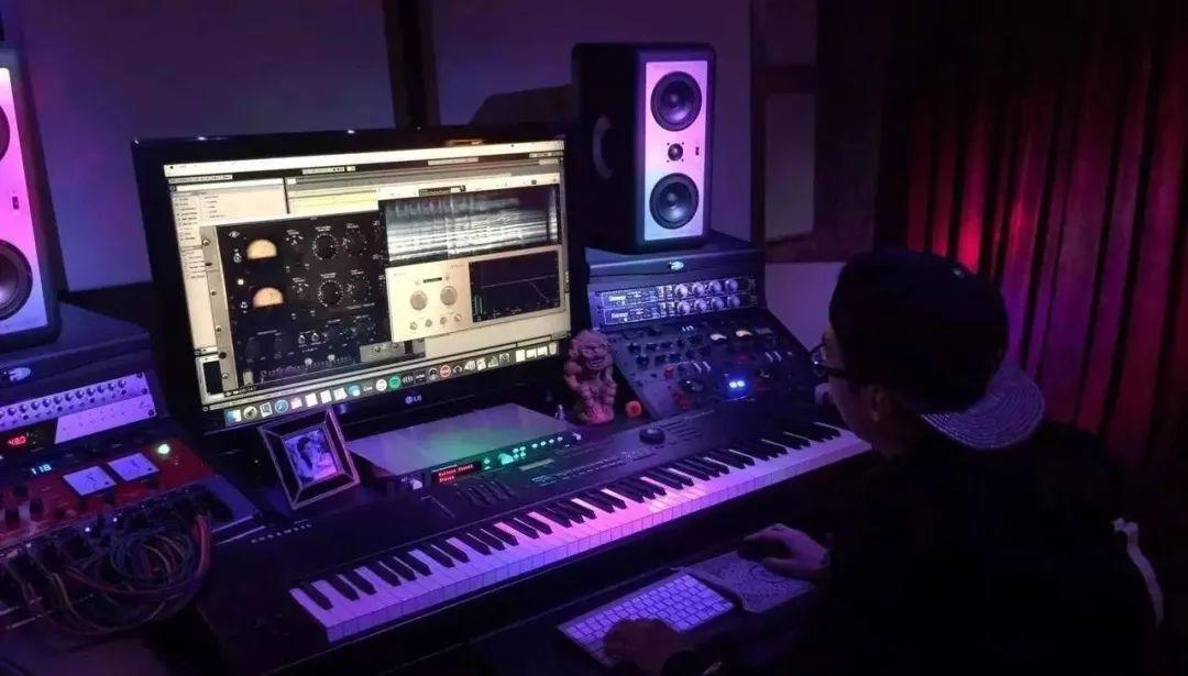 Dubstep版的拳皇97主题曲你听过吗?-西安Play House(浩斯酒吧) 西安店 Dubstep版的拳皇97主题曲你听过吗?-西安Play House(浩斯酒吧) 西安店
