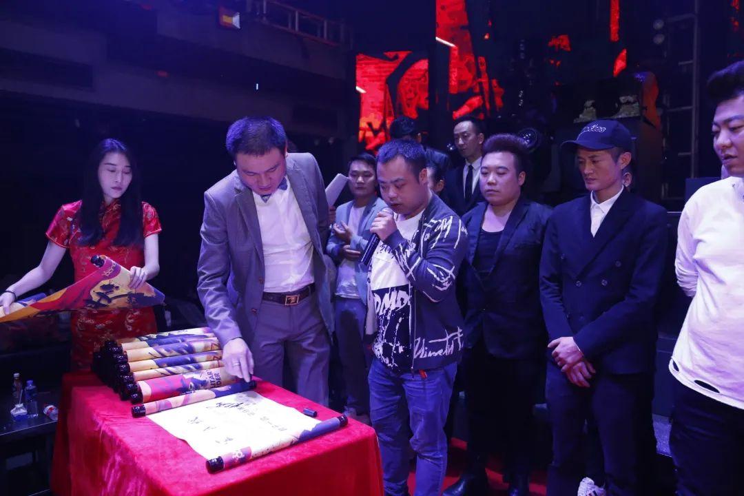 “金九银十 永无止境”十月份员工大会-长沙熊猫酒吧/MR PANDA