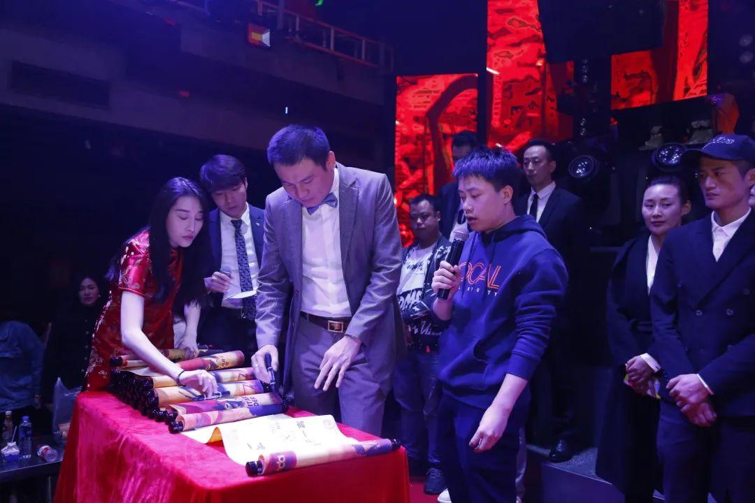 “金九银十 永无止境”十月份员工大会-长沙熊猫酒吧/MR PANDA