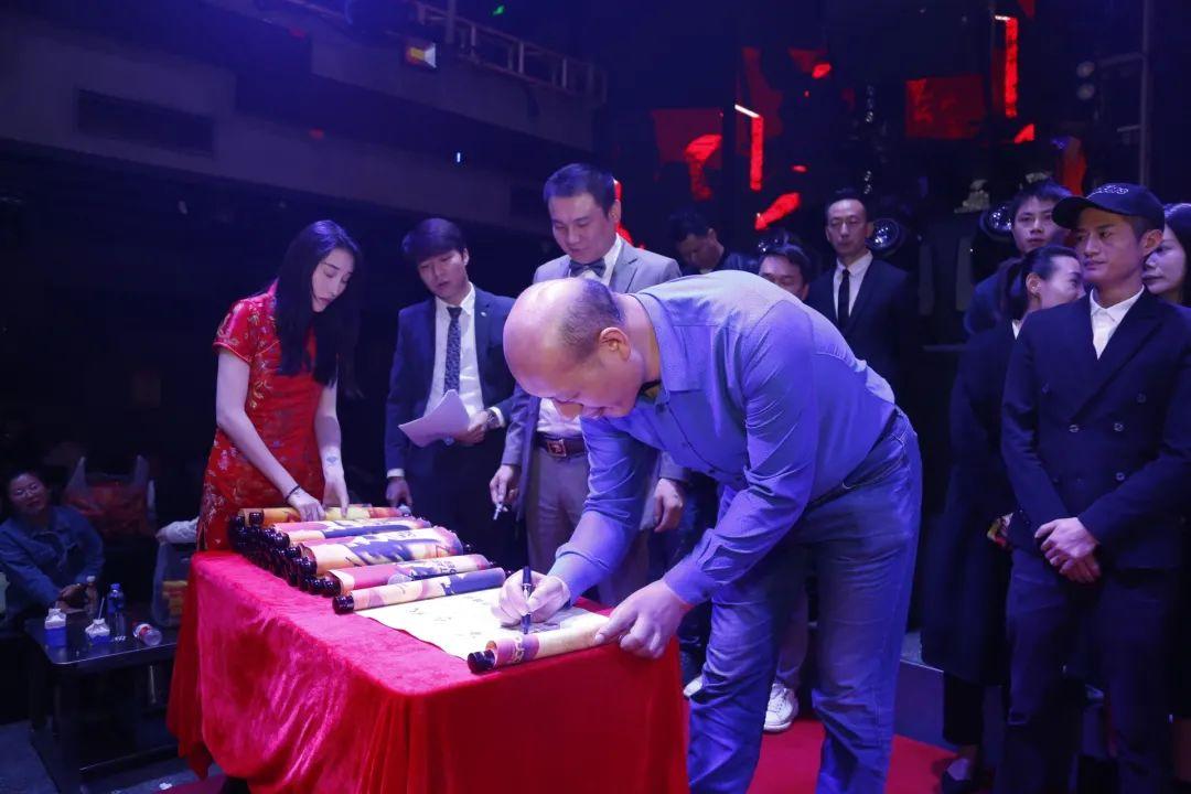 “金九银十 永无止境”十月份员工大会-长沙熊猫酒吧/MR PANDA