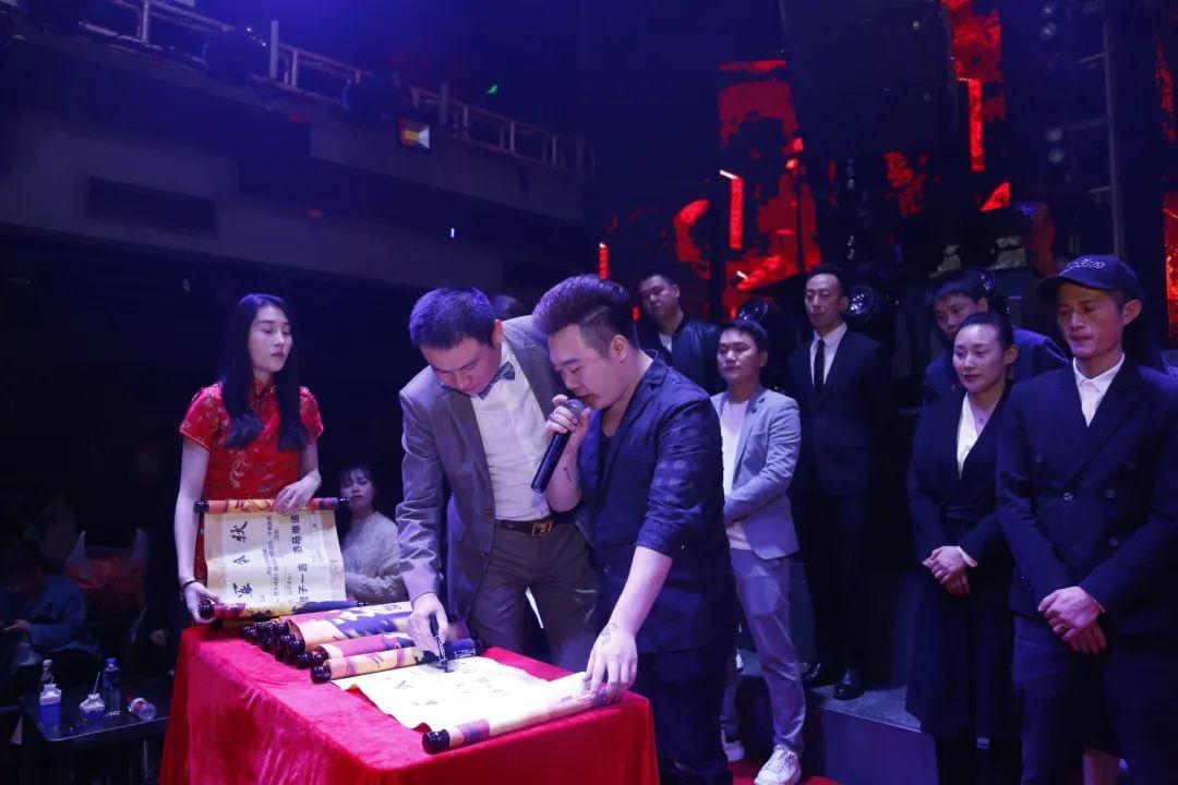 “金九银十 永无止境”十月份员工大会-长沙熊猫酒吧/MR PANDA