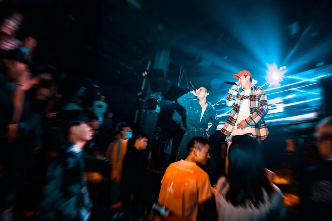 一次哪里够?这样的现场就要体验第二次!-济南LS酒吧/LOVE SONG CLUB 一次哪里够?这样的现场就要体验第二次!-济南LS酒吧/LOVE SONG CLUB